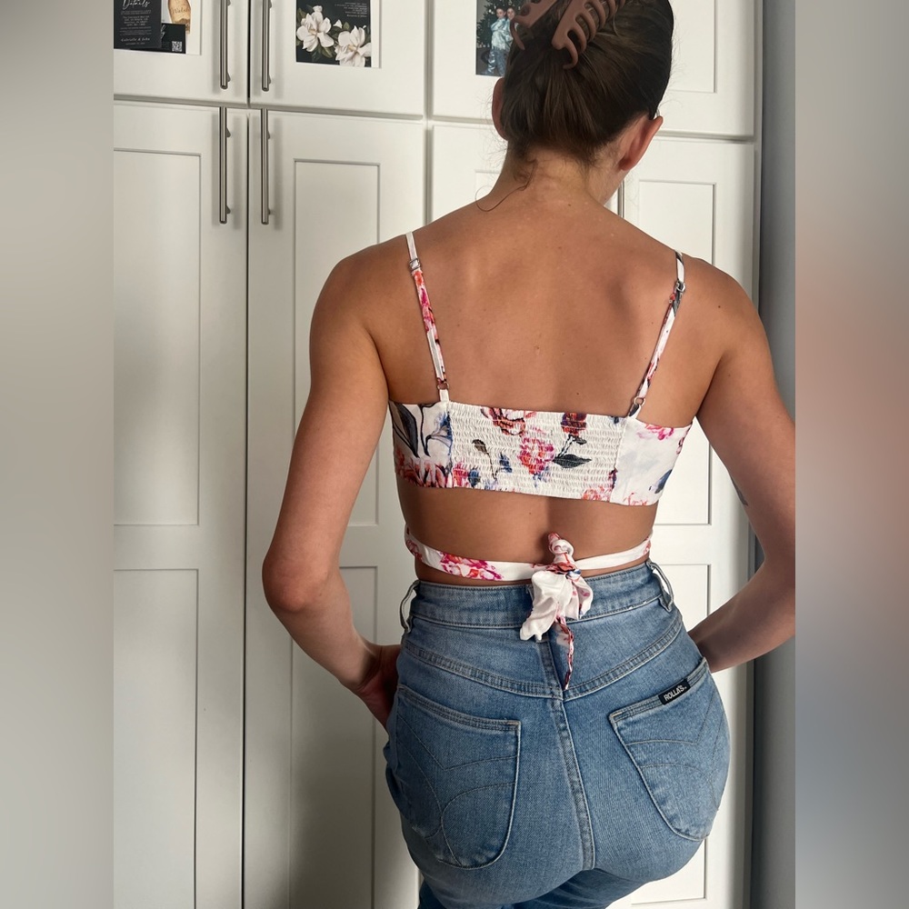 White Forever21 cross wrap crop top w/ multicolored flowers, adjustable straps